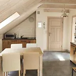 Apartment Mazursko - Komfortowe Nad Jeziorem, Sauna, Kominki Na Parterze