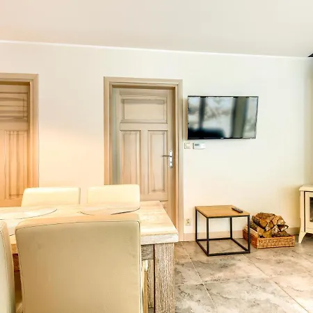 Mazursko - Komfortowe Nad Jeziorem, Sauna, Kominki Na Parterze * Kretowiny