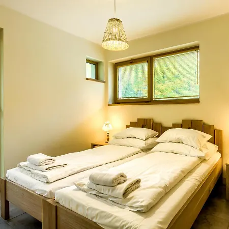 Apartment Mazursko - Komfortowe Apartamenty Nad Jeziorem, Sauna, Kominki Na Parterze Kretowiny