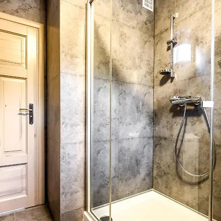 Mazursko - Komfortowe Nad Jeziorem, Sauna, Kominki Na Parterze Apartamento