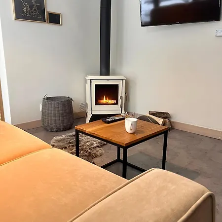 Mazursko - Komfortowe Nad Jeziorem, Sauna, Kominki Na Parterze * Kretowiny