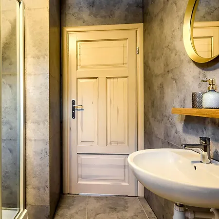 Mazursko - Komfortowe Nad Jeziorem, Sauna, Kominki Na Parterze * Kretowiny